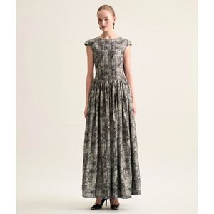 High Technics Daria Cut-Out Maxi Dress Dames Vêtements pour femmes Style élégant ODM Services Made In VietNam - Product Image 2