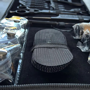 Kit de Herramientas para Extensiones de Cabello de Calidad Premium en Negro Mate, Alicates de Acero Inoxidable, Pinzas para Peinar con Logotipo Personalizado - Product Image 4