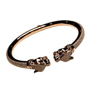 BRAZALETE UNISEX DE ORO ROSA CON DIAMANTES REDONDOS Y DE CORTES BAGUETTE DE 4.5CT - Product Image 5