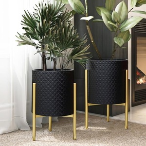 Macetas de metal de bajo precio Uso de macetas para exteriores e interiores para decoración de hogares y hoteles con soporte - Product Image 4