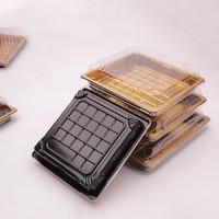 Boîte d'emballage carrée pour sushi Récipient alimentaire jetable à emporter Plateau à sushi en plastique avec couvercle transparent Plateau de service pour salade