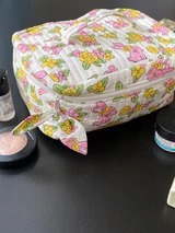 Vintage Quilted Cotton <b>Makeup</b> Box with Zipper Closure-Durable & Water Resistant Eco-Friendly Travel Case - Product Image 4