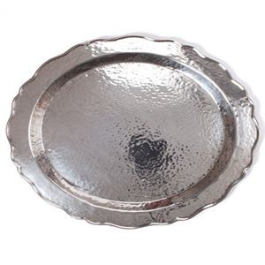 Puja thali floral gravé en or, plaque de cérémonie religieuse en relief détaillée, plateau décoratif, disponible au prix de gros. - Product Image 3
