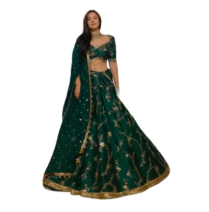 Meilleure vente de tapetas de créateur indien broderie en soie Lehenga Choli Dupatta tenue de mariage de fête prête à l'emploi avec robe en filet - Product Image 1