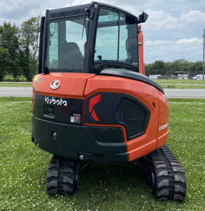 Excavatrice KUBOTA KXO40-5 d'occasion fiable avec cabine de conception avancée et panneau de commande facile à utiliser - Product Image 3