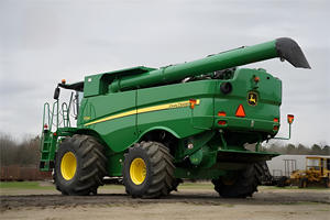 รถเกี่ยวข้าวโพด JON DEERE S790 สำหรับงานหนัก เพื่อผลผลิตทางการเกษตรที่ดีที่สุด ประสิทธิภาพสูง - Product Image 2