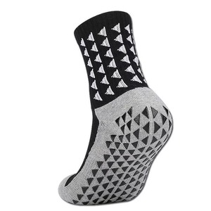 Chaussettes de sport d'hiver pour hommes, design et logo personnalisés, chaussettes de football unisexes en coton, chaussettes de football antidérapantes pour hommes - Product Image 6