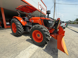   Tractor Agrícola de Ruedas M108S de 108 CV, 4x4, de Servicio Pesado, Eficiente en Combustible, Maquinaria Agrícola de Tailandia, el Más Vendido de 2025 - Product Image 3