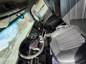 Affordable Used Dump Truck 2024 2023 2022 Peterbilts 567 Tri Axle Dump Truck 510HP 6 Speed Automatic - Product Image 4