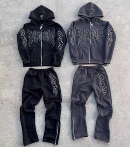 Puff Print Custom Logo Flare Sweatsuit Chándal 100 Algodón Raw Hem Hooded Flared Sweatsuit Pantalones Hombre Sweatsuit - Product Image 1