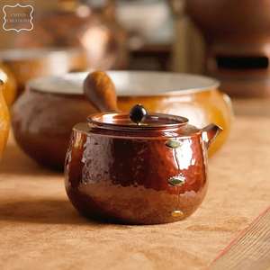 Bouilloire à thé en cuivre au design moderne, forme et taille personnalisées, service en métal de haute qualité pour le thé et le café - Product Image 3