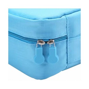 Poliéster portátil para neceser con bolsillo deslizante y cierre de cremallera Gancho colgante Viajes Cosméticos de maquillaje de moda - Product Image 4