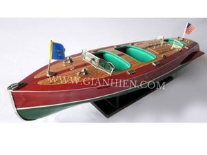Gia Nhien Fabricant Approuvé Conception Personnalisée HACKER CRAFT BATEAU DE VITESSE EN BOIS DE HAUTE QUALITÉ - Product Image 4