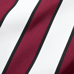 Maillot de football pour homme respirant et à séchage rapide, avec impression de logo, nouveau design personnalisé OEM, en twill, 100 % polyester, broderie 3D - Product Image 6