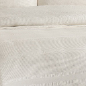 Juego de Ropa de Cama Guzide Amara de 7 Piezas, de Algodón, para Uso Diario, Estilo Europeo, Tejido, Anti-Pelusas, Anti-Ácaros, Duradero y Personalizable - Product Image 4