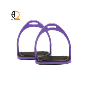 Estribos Ingleses de Alta Calidad para Montar a Caballo |   Fuerte y cómodo para cada viaje - Product Image 2