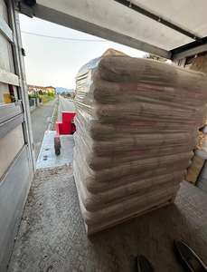 Pellets de Madera Blanda Hechos de Pino, Abeto y Abedul con Combustión Caliente y Fácil Encendido en Venta - Product Image 5