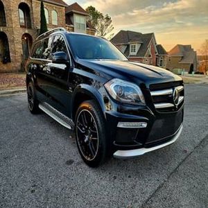 Benz GL63 2016, 550 hp, V8 biturbo, tracción en las cuatro ruedas - Product Image 1