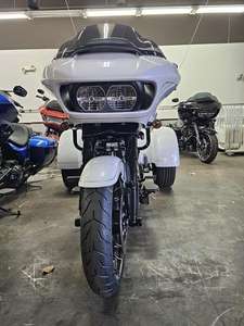 Motocicleta Triciclo Todoterreno Harley-Davidson Road Glide 3 2025 - Product Image 5