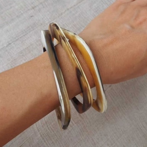 สร้อยข้อมือรูปเขาวัวควายเป็นมิตรกับสิ่งแวดล้อมที่ทันสมัยทำด้วยมือเครื่องประดับสำหรับสตรีที่นับถือศาสนาคริสต์สำหรับงานเลี้ยงของขวัญคริสต์มาส - Product Image 3