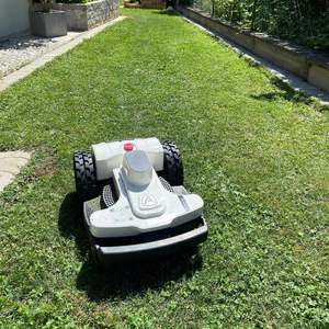 Tondeuse à gazon Robot de 5e génération E1600/E1600T tondeuse à gazon électrique portative autopropulsée professionnelle à vendre - Product Image 5