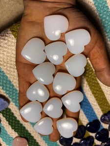 คริสตัลโอปอไลต์ธรรมชาติเกรด AAA อัญมณีหัวใจโอปอไลต์สีขาวโอปอลหัวใจในขนาดต่างๆ - Product Image 2