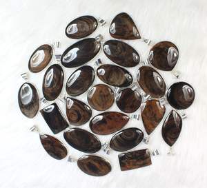 จี้อัญมณีทองแดงออบซิเดียนสไตล์โบฮีเมียนพร้อมชุดกรอบสำหรับเป็นของขวัญ - Product Image 1