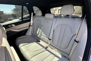 LISTO PARA ENVIAR LHD/RHD 2022 BM-W X5 M50I TWIN-TURBO V8 AWD - Product Image 6