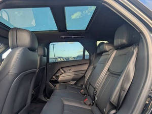 Land Rover Range Rover Sport P360 SE 2023 Usado en Excelentes Condiciones - Product Image 3