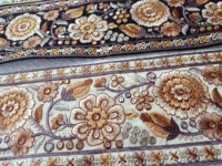Lacets et rubans brodés floraux multicolores sur mesure disponibles dans un assortiment de couleurs et de motifs