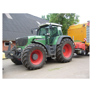 Tracteur agricole robuste avec moteur diesel final Tier 4, accoudoir multifonction et compatibilité ISOBUS - Product Image 1