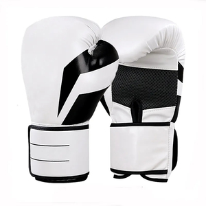 2024 guantes de boxeo profesionales de alta calidad para entrenamiento cómodos guantes MMA de cuero PU de 6oz para adultos para gimnasios artes marciales - Product Image 3
