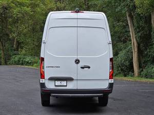 Mercedes-Benz Sprinter 2500 d'occasion à prix bas, modèle 2024, à vendre - Product Image 6