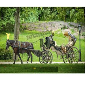 Calèche victorienne noire américaine Elegent New Black Victoria Carriage Black Victoria Calèche tirée par des chevaux Victoria noirs - Product Image 1