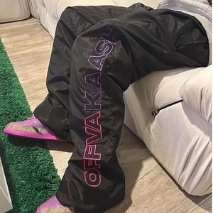 Pantalones cortavientos holgados de nailon para hombre personalizados, pantalones transpirables de gran tamaño, bordado 3D personalizado, lona antiarrugas, Jogger apilado - Product Image 3