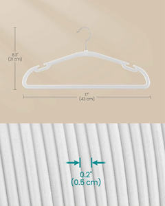 ไม้แขวนเสื้อพลาสติกสีขาวแบบกำมะหยี่ แพ็ค 50 ชิ้น ดีไซน์ทันสมัย ร่องไหล่กว้าง ตะขอหมุนได้ 360 องศา ประหยัดพื้นที่ในตู้เสื้อผ้า - Product Image 4