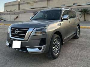 SUV d'occasion 2023-2024, automatique, transmission intégrale, sièges en cuir, moteur 4.1-6L, régulateur de vitesse adaptatif, conduite à gauche, taille des pneus R18, toit ouvrant panoramique - Product Image 5