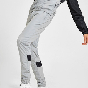 Ensemble de survêtement coupe-vent en nylon pour homme, deux pièces, imperméable, zippé, collection 2025, personnalisable, vente en gros - Product Image 5