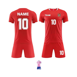 Uniforme de football classique de vente chaude personnaliser les kits de maillot de football pour les garçons uniforme de football à rayures de haute qualité pour les hommes - Product Image 1