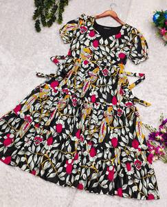 Hermoso y cómodo Maxi para la próxima temporada de verano con hermoso estampado floral por todas partes - Product Image 1
