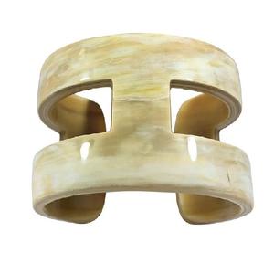 สินค้าขายดีที่สุดสำหรับผู้หญิงมาใหม่กำไลข้อมือเขาควายธรรมชาติดีไซน์แบบคัตเอาท์แฮนด์เมดกำไลข้อมือแฟชั่นขัดเงา - Product Image 5