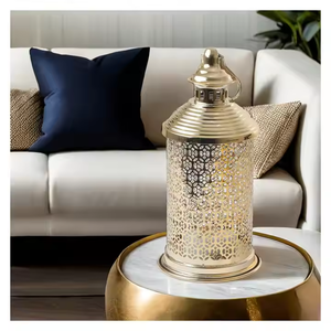 Linternas más vendidas Mini linternas de metal marroquí Diseño de linternas decorativas Linternas de piso para la decoración del hogar y la boda de 2025, disponible - Product Image 1