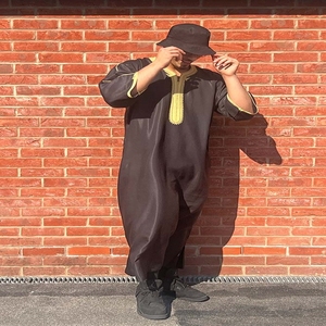 Nuevo último color negro para hombres Kaftan Thobes de alta calidad en tarifa al por mayor y MOQ BAJO 2025 - Product Image 1