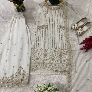 Costume Anarkali élégant à manches longues avec broderie de séquence de tissu faux georgette lourd et Dupatta assorti pour le travail de fantaisie de fête - Product Image 1