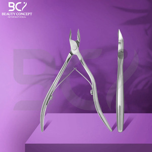 Pince à cuticules professionnelle en acier inoxydable à lame courbée avec poignée antidérapante – Outil de manucure et pédicure de précision durable – Le meilleur pour les ongles - Product Image 2