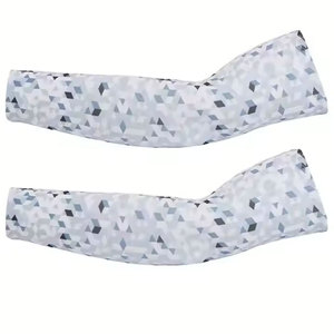 Manchons de bras de refroidissement de protection UV unisexe pour le sport, le cyclisme, la gymnastique, la course à pied, la protection solaire en nylon et spandex. - Product Image 5