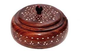 Frutos Secos Redondos de Madera Marrón para Regalos - Artesanía Moderna - Product Image 3