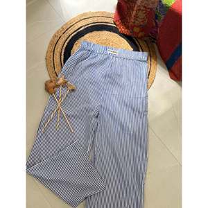 Pantaloni da donna a righe blu, a gamba dritta, in tessuto Oxford traspirante, a vita media, di tendenza, con motivo animalier, di tendenza su Pinterest - Product Image 3