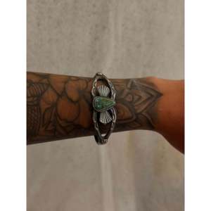 Bracelet manchette tendance en turquoise de la montagne de Sonora et argent sterling Kindale Billah - Product Image 2