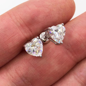 14K de alta calidad oro corazón corte VVS Moissanite diamante eternidad Stud pendientes para mujer - Product Image 2